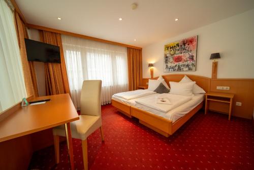 Hotel Mondial Munich Room Type - Quadruple Room