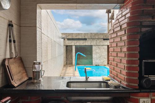 Oprema, Casa com Piscina em BH | Até 30 Pessoas (Casa com Piscina em BH | Ate 30 Pessoas) in Venda Nova