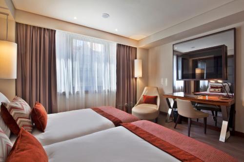 TURIM Marques Hotel - image 11