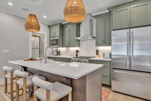 Nashville - 426 E Iris Dr Unit 103 in Nashville, USA