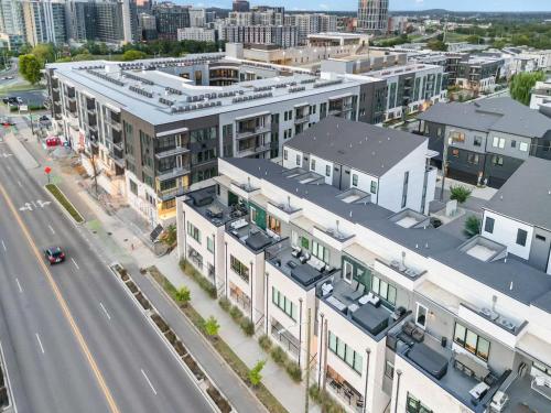 LUXE-Cowboy Country-Patio Hot Tub-Downtown Living