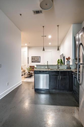 Lofts At 30th - Modern Life - Mins To Broadway in Nashville, USA