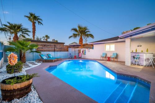 Seabreeze-Pool, Fire Pit, & Mini Golf-In Old Town – khách sạn tại Phố cổ Scottsdale