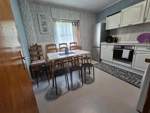 Monteurhaus Biedenkopf mit 4 Zimmern in Biedenkopf