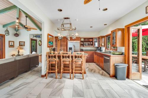 Manini Beachfront Getaway in Honaunau-Napoopoo (HI)