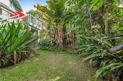 Manini Beachfront Getaway in Honaunau-Napoopoo (HI)