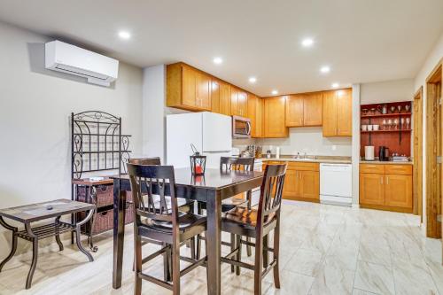 Gateway to Seattle Area! Apt Great for Commuters in Alderwood Manor (WA)