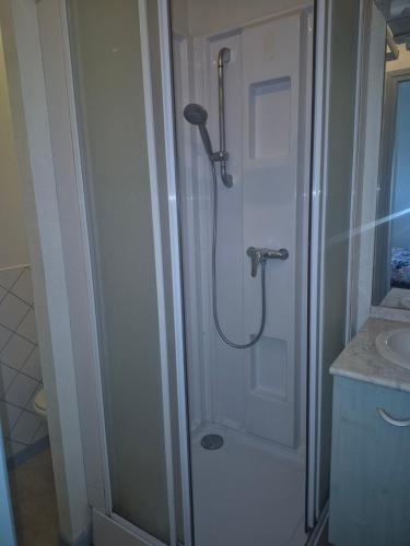 Appartement proche Le Pal 3 in Dompierre-Sur-Besbre