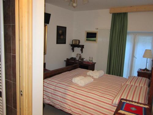 1 double bed