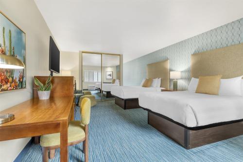 Best Western Plus Beach View Lodge Carlsbad – khách sạn tại La Costa