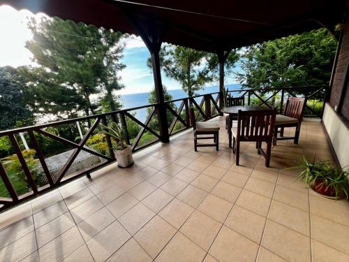 Annes Retreat in Marigot Bay