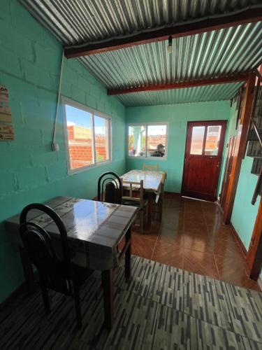 HOSTAL LUCERO in อูมาอัวกา