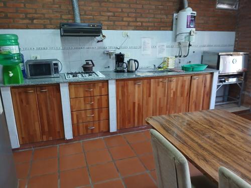 Kitchen, Quinta con pileta y pool a metros de la autopista in Roldán
