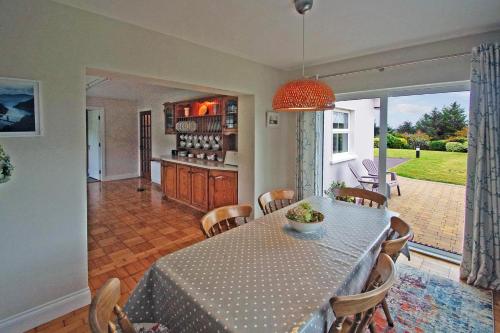 Iekārtas, 4 Bed in Beara oc-i437 in Eadargoil