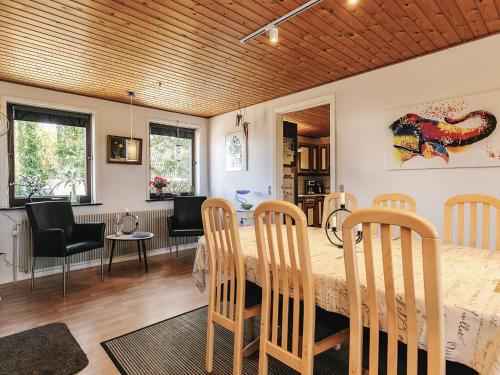 Iekārtas, 6 person holiday home in Thyholm in Thyholm