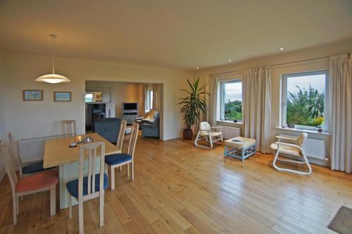 Iekārtas, 3 Bed in Inch oc-i444 in Inch