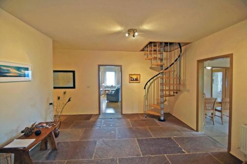 Iekārtas, 3 Bed in Inch oc-i444 in Inch