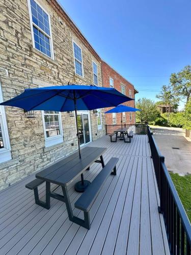 Harbor Hideaway Suite - River Rock Inn in Bellevū (IA)