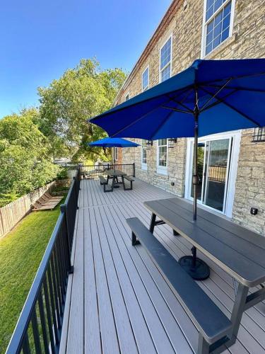 Harbor Hideaway Suite - River Rock Inn in Bellevū (IA)