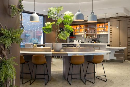 Pub/Hol, EVEN Hotel Brooklyn by IHG in Brooklyn