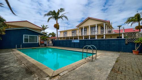 สระว่ายน้ำ, อะชูเร่ เวย์ฟาเรอร์ โมเต็ล (ASURE Wayfarer Motel) in ไคไทอะ
