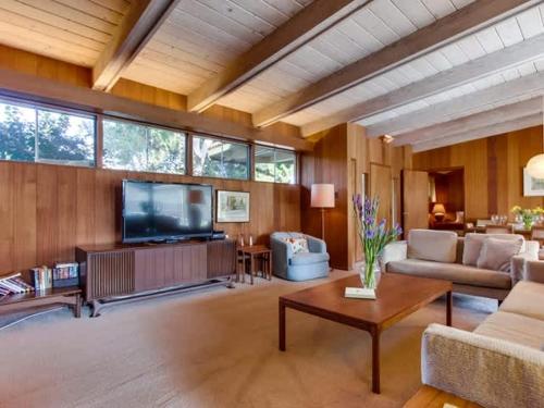 Point Loma Woods in Wooded Area