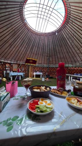Emin Sky Camp in Teploklyuchenka