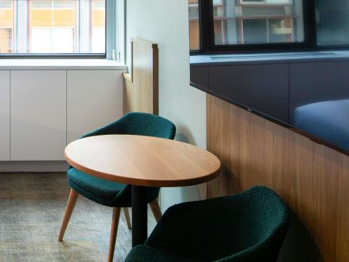 Travelodge Hotel Sydney Wynyard - image 38