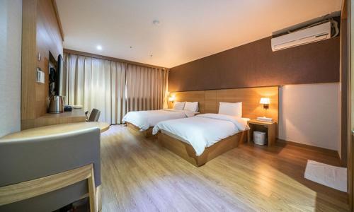 Incheon Wolmido Stellamaris Hotel Room Type - Deluxe Twin Room