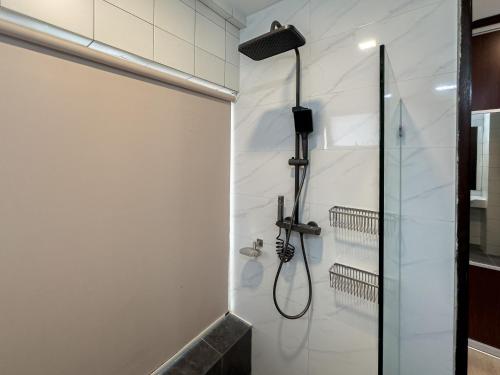 PJ8 Service Suites by Airhost Room Type - King Studio