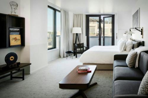 Halcyon, a hotel in Cherry Creek, Denver – khách sạn tại Lạch Cherry
