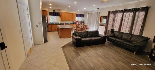 Luxury 1 Bed 1 Bath Fully Private in Chula Vista, USA