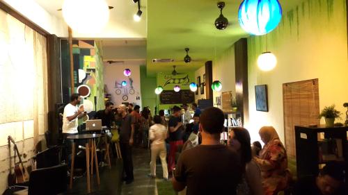 레스토랑, 포드 더 백패커스 홈 앤 카페 (PODs The Backpackers Home & Cafe) in 쿠알라 룸푸르 센트럴