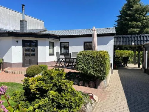 Bungalow mit Kamin in Ribnitz-Damgarten in Ribnitz-Damgarten, Deutschland