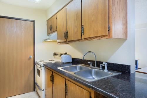 Super 8 By Wyndham Ripley in Ripley (WV)
