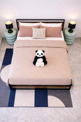 Cozy Spanish-Inspired Stay in Liverpool CBD in Liverpool