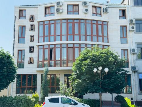 KHAN Hotel – khách sạn tại Kokand