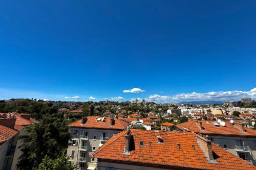 Antibes Top Floor - 4 People - Parking in Other