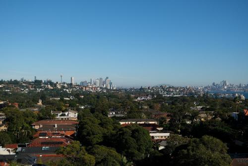 View, Sydney Harbour Bridge View Luxury Sunset Retreat in Dover Heights