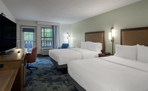 2 double beds