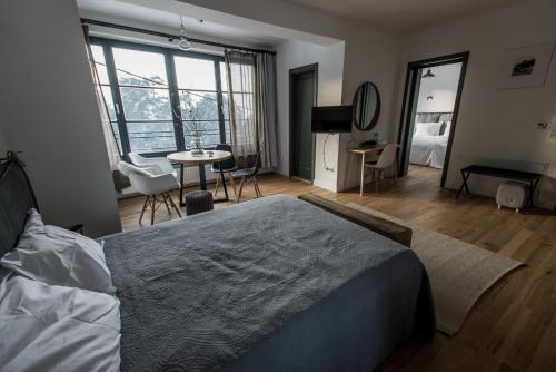 Deluxe Apartment - Pine View