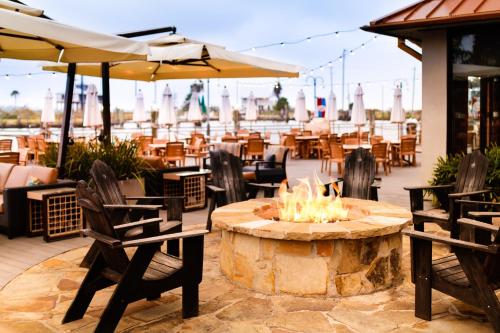 Restaurant, Boardwalk Inn in Kemah (TX)