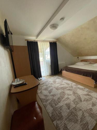 2 bedrooms, 2 beds