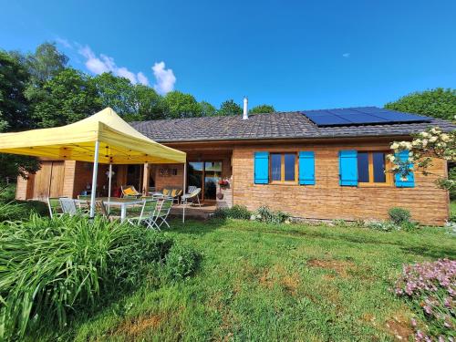 le grand chalet in Neuville (Limousin)