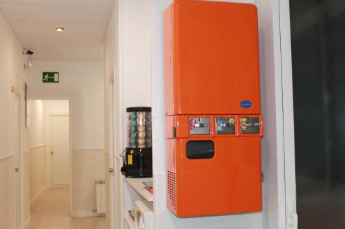 Hostal Abitum Madrid - image 9