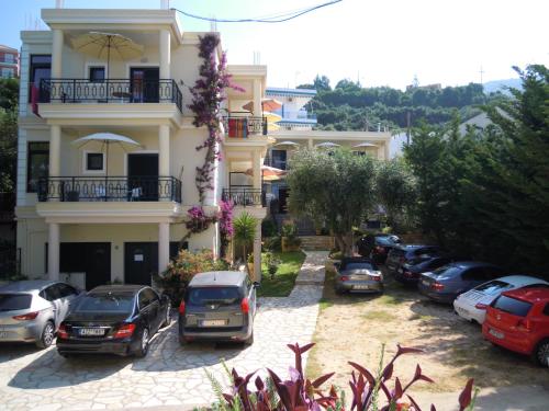 Hotel Loukas Vrachos