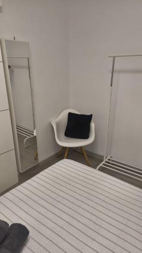 Excellent location Malaga centro historico 2 bed flat 4