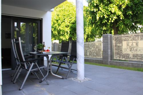 Villa-Gutenberg-3-Zi-Whg-am-Kurpark-2-4-Pers-Terrasse-ruhige-u-zentrale-Lage - image 2