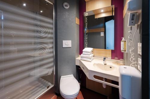 Hotel Loreak Room Type - Twin Room