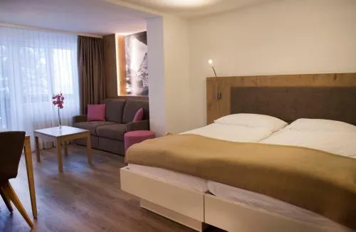 Patricia self-check-in Apartments & Spa Access at Alpen Resort in Zermatt, Schweiz